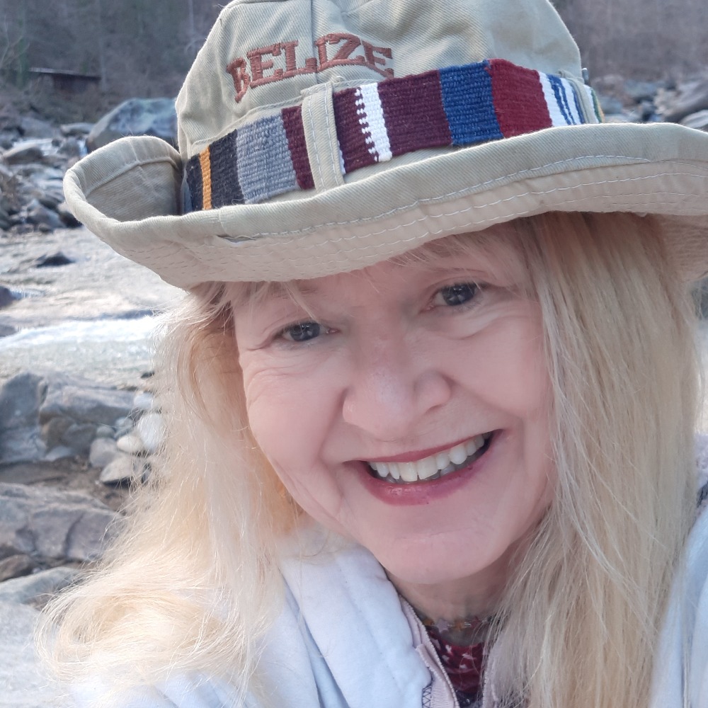 Meet your Posher, Debra